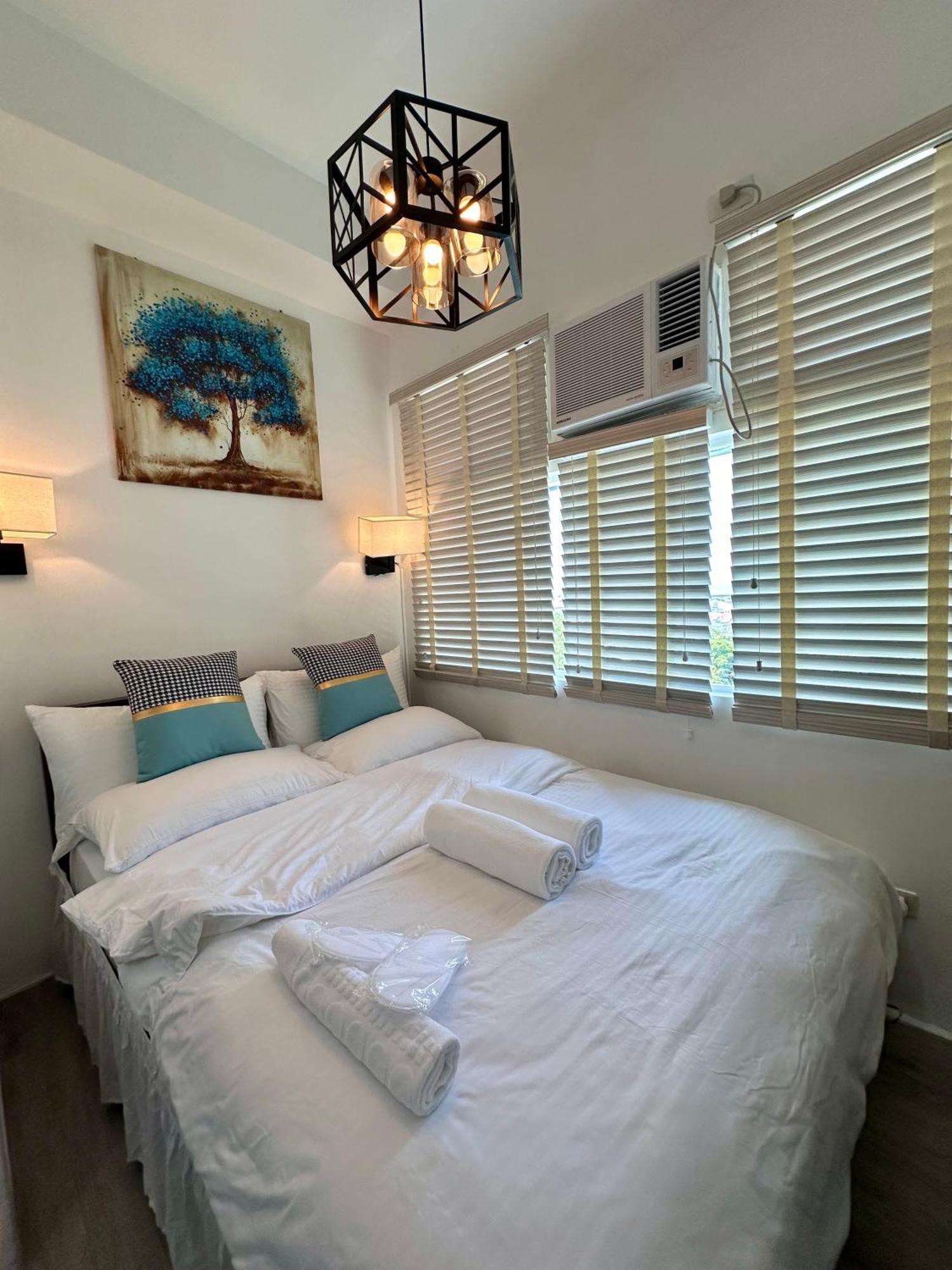 Studio One Condominium, Alabang - Bluu - Fiber Wi-Fi, Netflix-Ready Muntinlupa City Eksteriør bilde