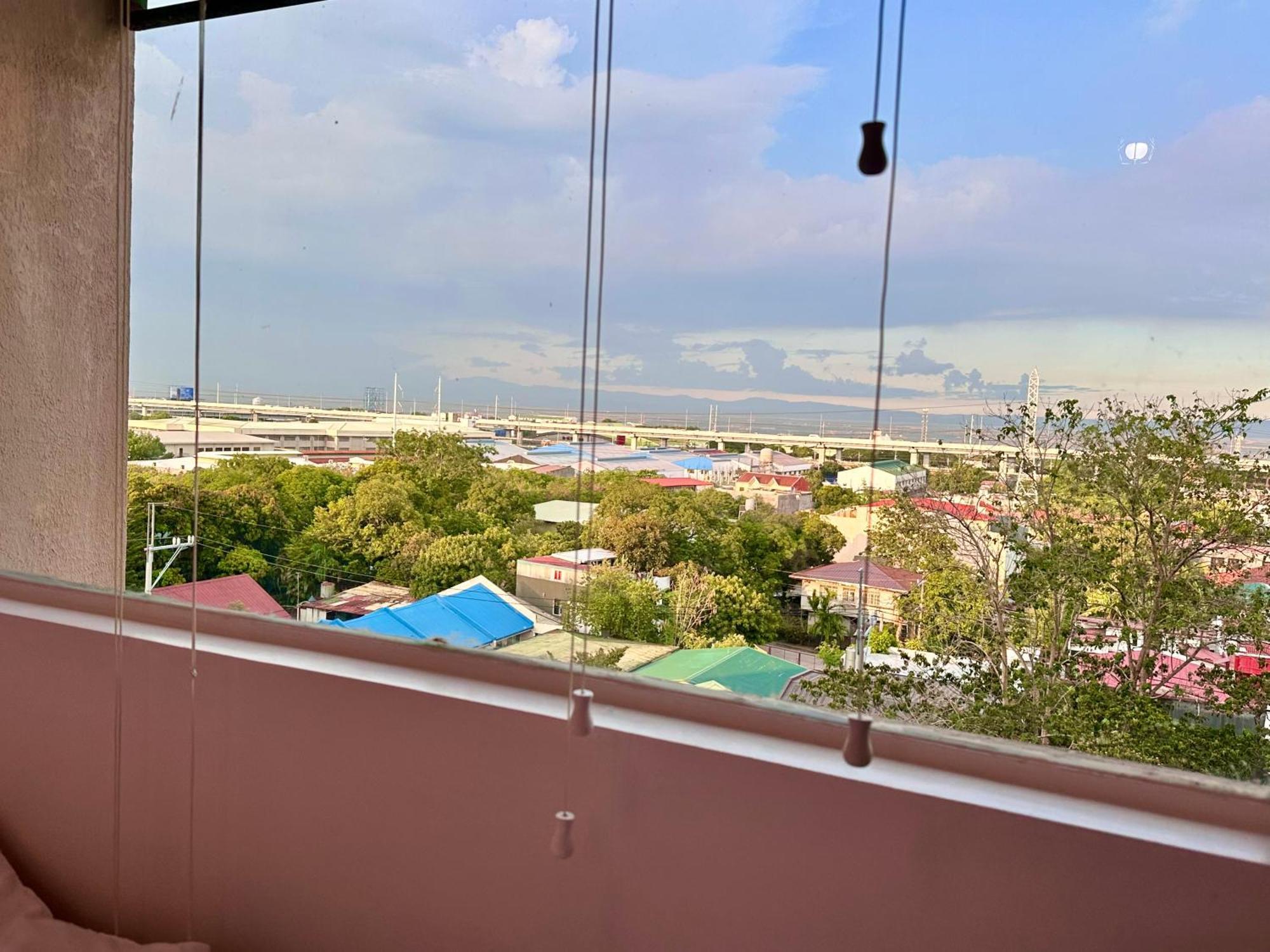 Studio One Condominium, Alabang - Bluu - Fiber Wi-Fi, Netflix-Ready Muntinlupa City Eksteriør bilde