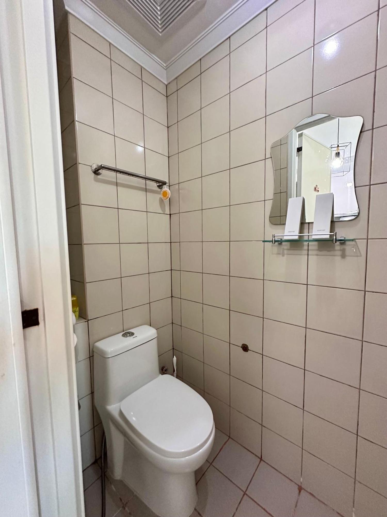 Studio One Condominium, Alabang - Bluu - Fiber Wi-Fi, Netflix-Ready Muntinlupa City Eksteriør bilde