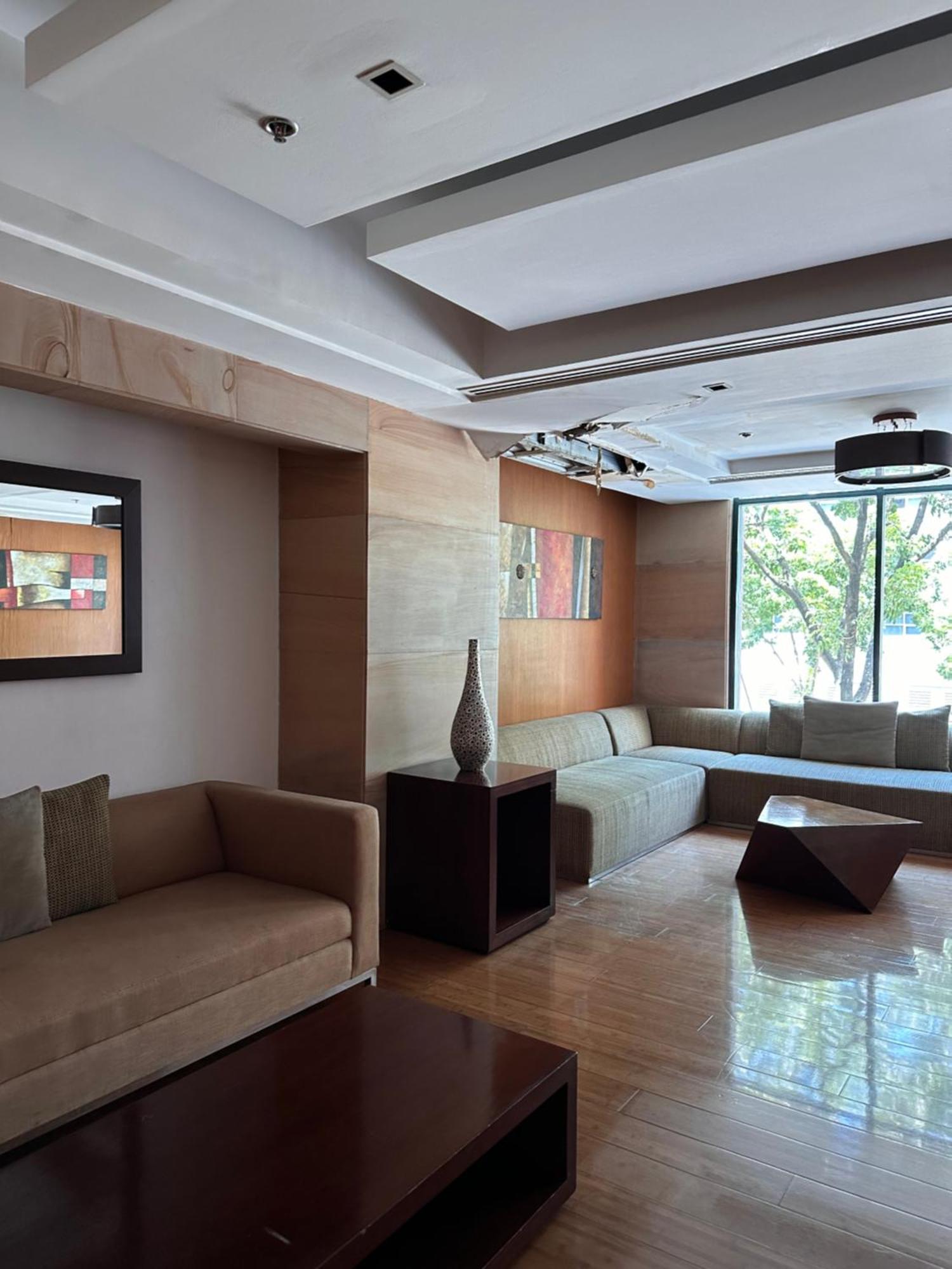 Studio One Condominium, Alabang - Bluu - Fiber Wi-Fi, Netflix-Ready Muntinlupa City Eksteriør bilde